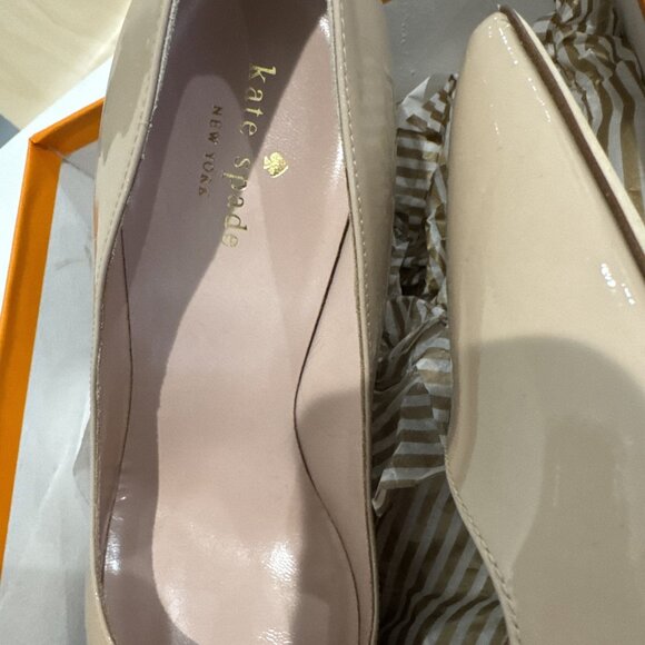 Kate Spade Licorice Powder Patent Leather High Heeled Shoes - Picture 4 of 7